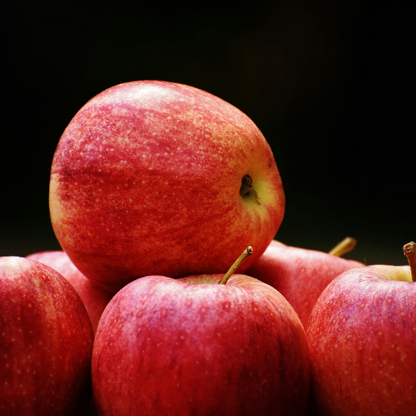Apples are a good Snack